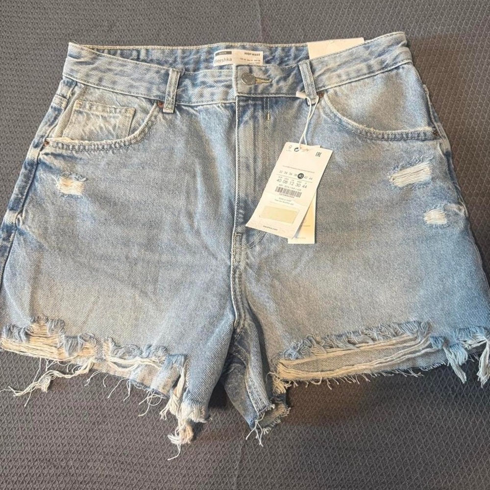 'Bershka high-waisted blue denim shorts ladies US sz 8 NWT